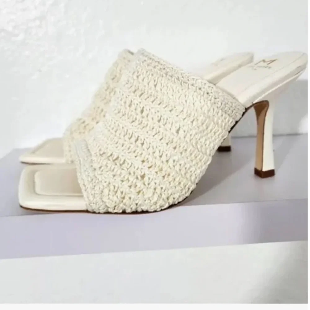 Marc Fisher woven strap